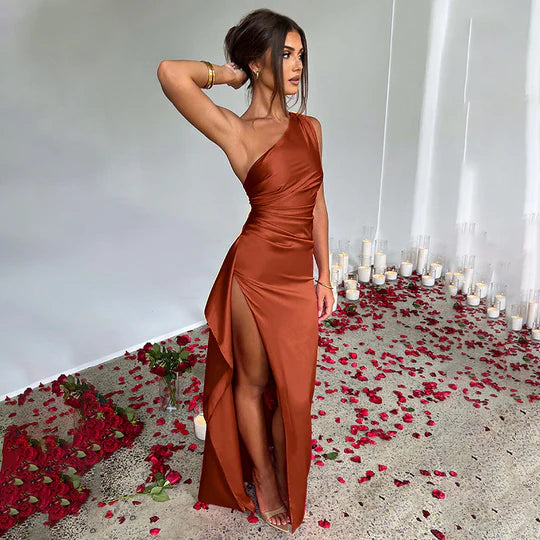 Olivia | Elegantes Satin-Maxikleid